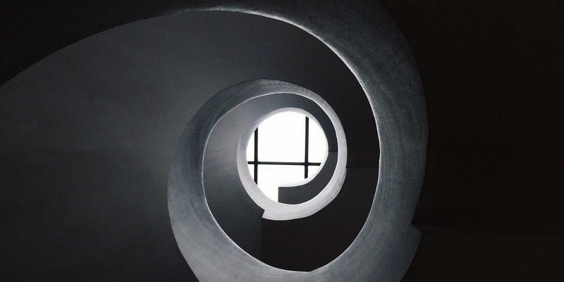 深圳中金德如何构建面向机构客户的贵金属做市与流动性提供方案？