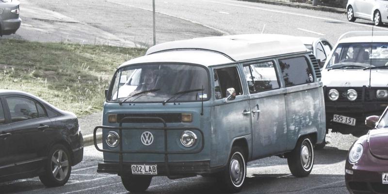 深圳中金德技术系统深度解析：如何打造稳定高效的黄金白银交易平台